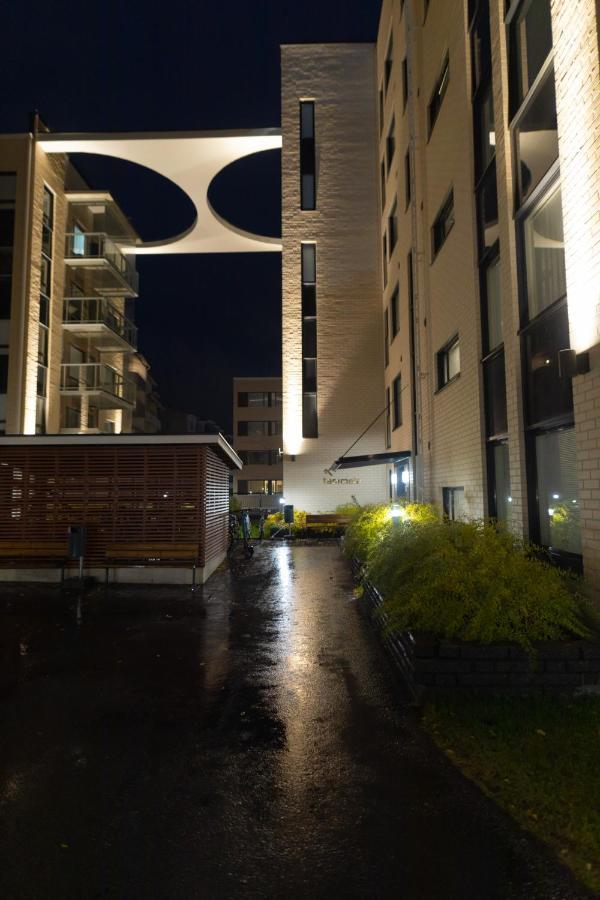 Arctic City Apartment Tammela With Sauna And Free Parking Rovaniemi Extérieur photo